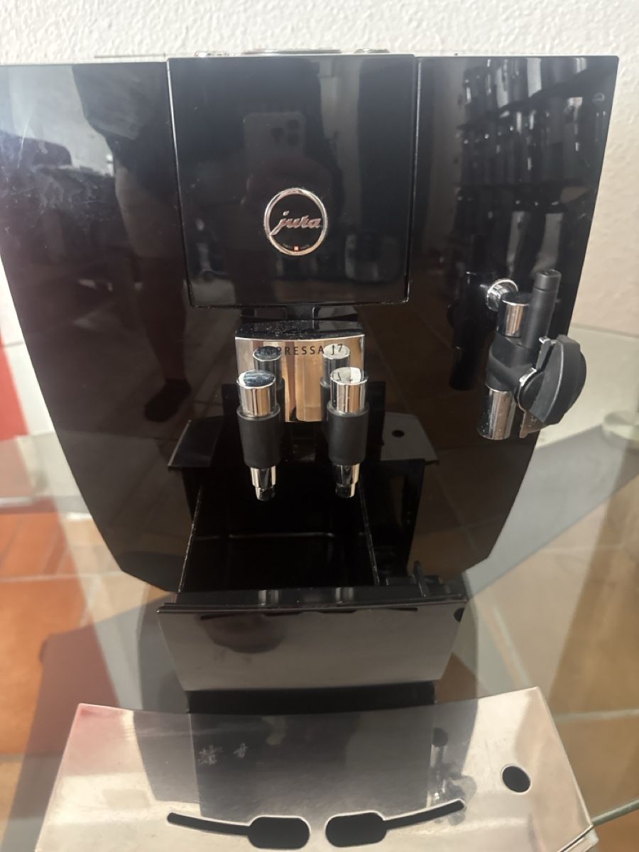 Jura Kaffeemaschinen & Espressomaschinen: Jura J7 – Gebraucht aus Soyhières von Jura22 1