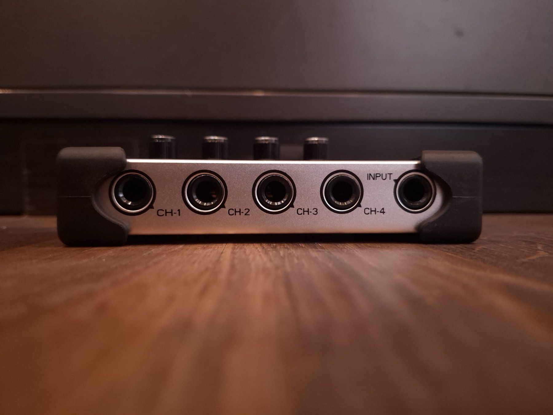 Verstärker: Millenium HA4 Stereo-Kopfhörerverstärker (inkl. 5 Adapter) – Gebraucht aus Effretikon von lichtundmusik_GmbH 1