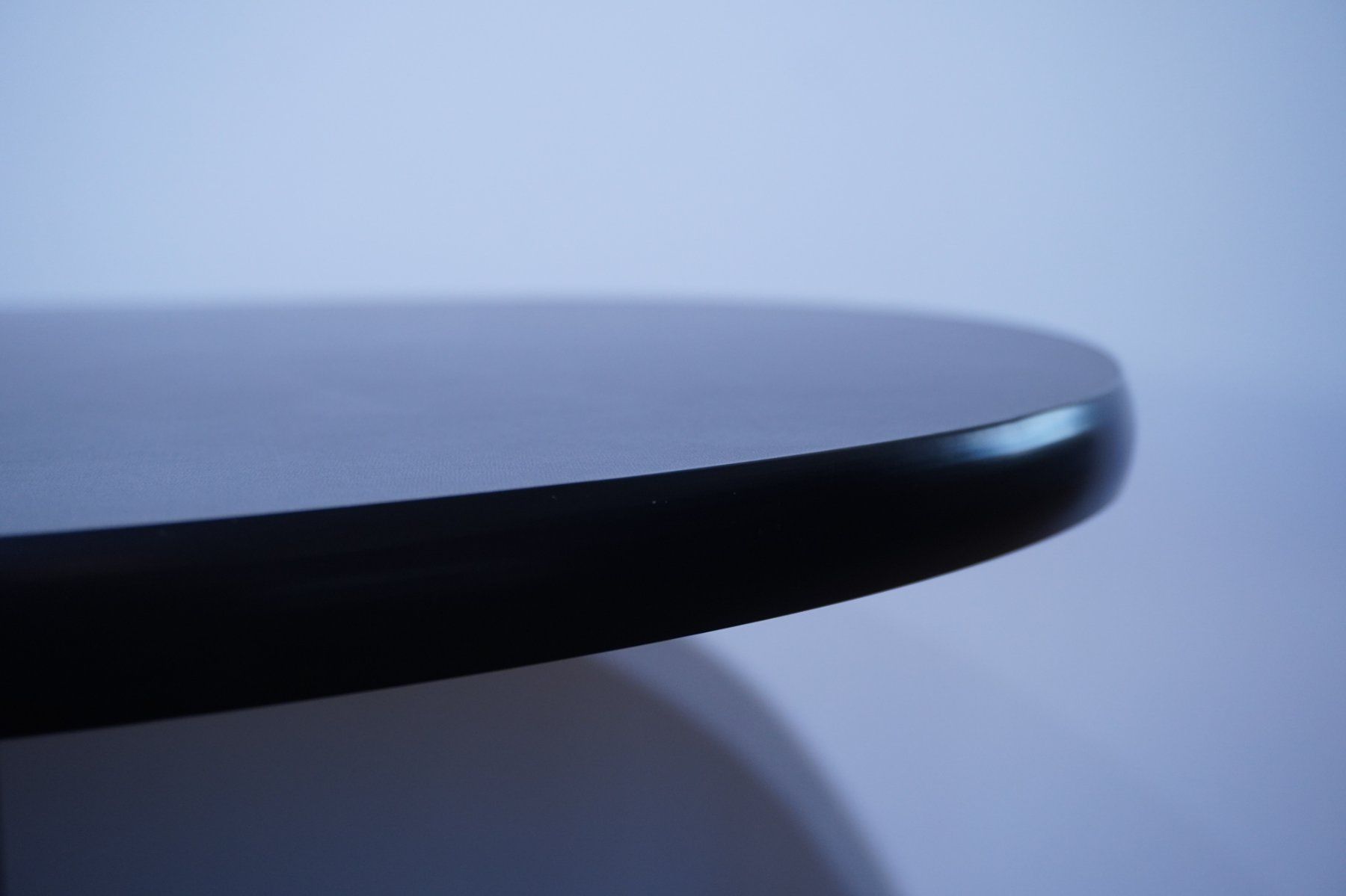 Vitra Tische: Vitra Eames Segmented Table Linoleum schwarz 185x105 cm – Gebraucht aus Bad Zurzach von QLASSIQ 4