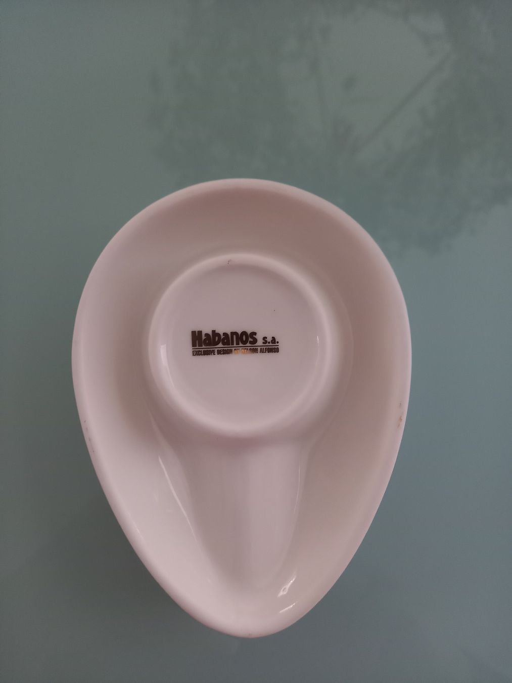 Davidoff Aschenbecher: Davidoff Original Aschenbecher mit Logo  Weiss Gold Elegant – Neu (gemäss Beschreibung) aus chur von sieger911 2