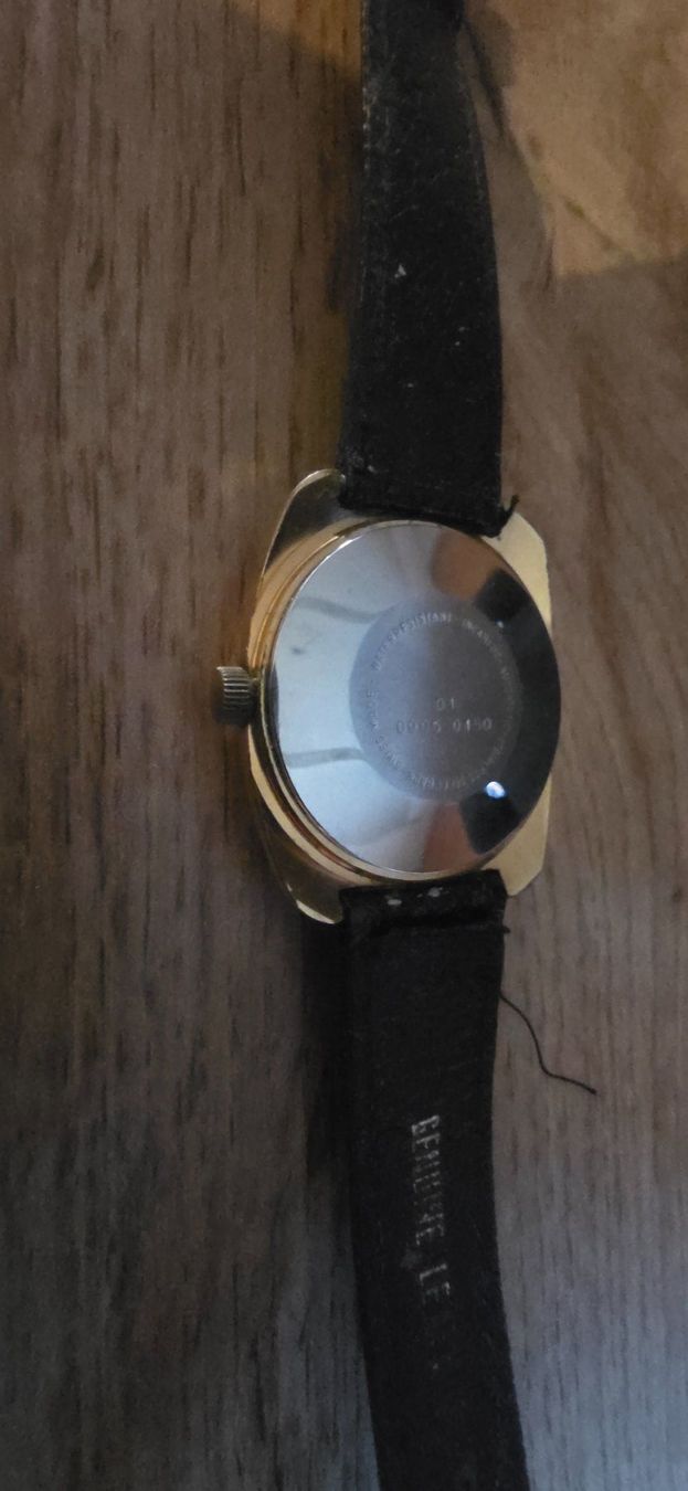 Avia Uhren: Montre  " AVIA " – Gebraucht aus Moléson-s-Gruyères von inf_8z6n 2