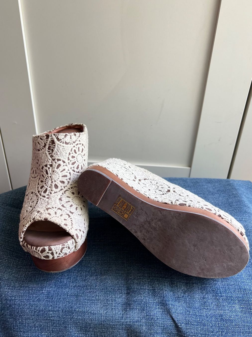 Scarpe da donna: Jeffrey Campbell Wedges, mit Spitze, EU 38 – Usato da Zürich venduto da mattcndx 3