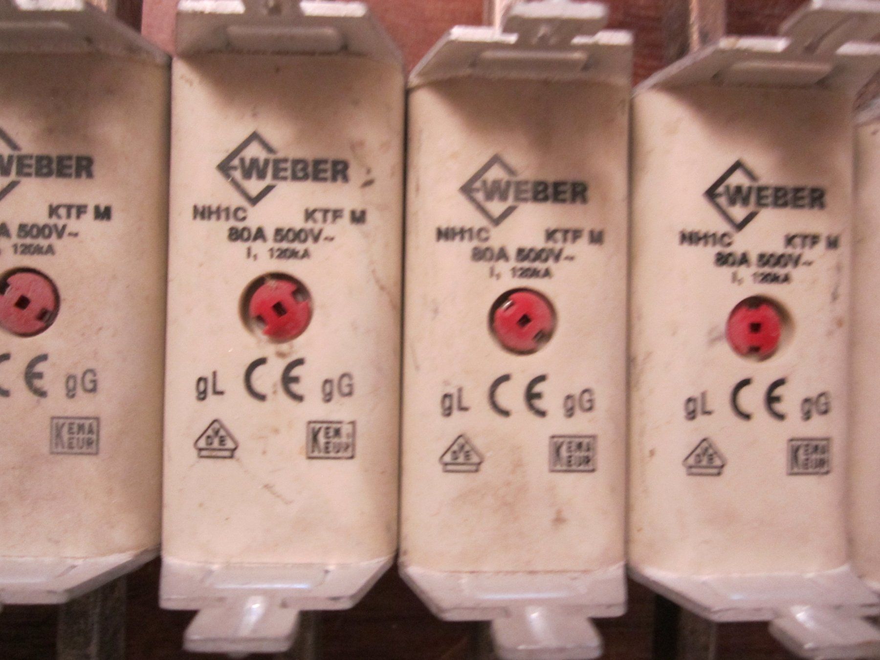 Componenti elettronici: NH Sicherungen 8 Stk. Gr.1  80Amp. – Usato da Zuchwil venduto da Bobi11 1
