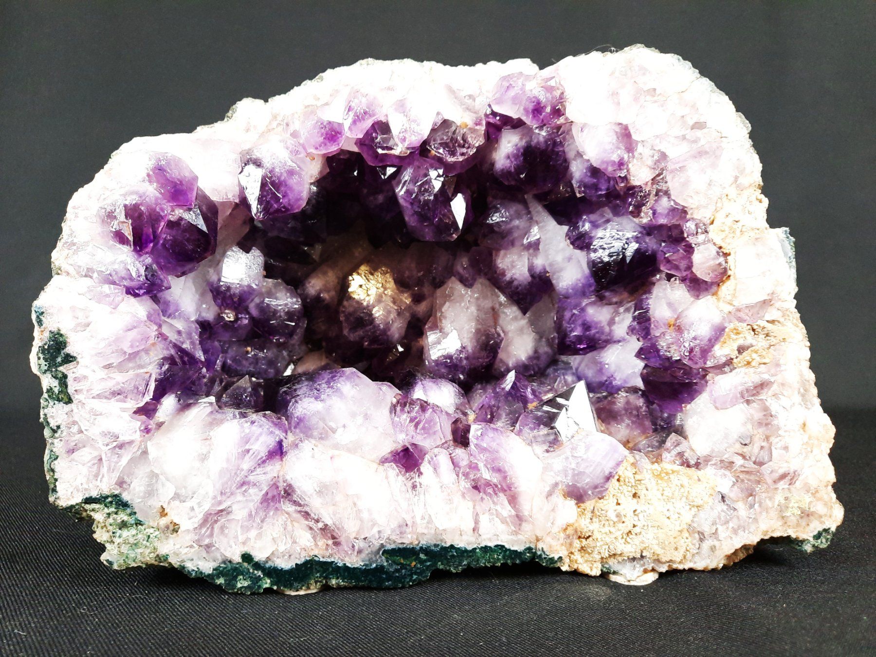 Minéraux & Lithothérapie: Amethyst Druse 8.69 Kg – D'occasion à Beinwil am See par Restwert_Beinwil