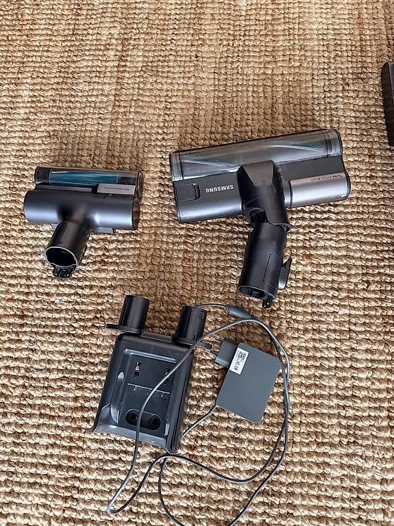 Samsung Aspirapolveri & Accessori: Samsung Jet Akkustaubsauger – Usato da Gunzwil venduto da iy61 1
