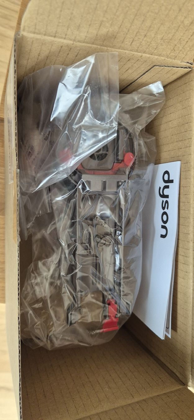 Dyson Aspirapolveri & Accessori: Dyson motor 968893-01 – Nuovo e nell'imballaggio originale da Echarlens venduto da hiddenface 2