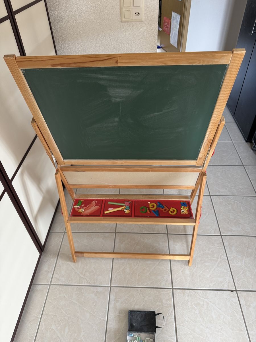 Giocattoli: Schreibtafel mit Zubehör – Usato da Biberist venduto da Irim 2