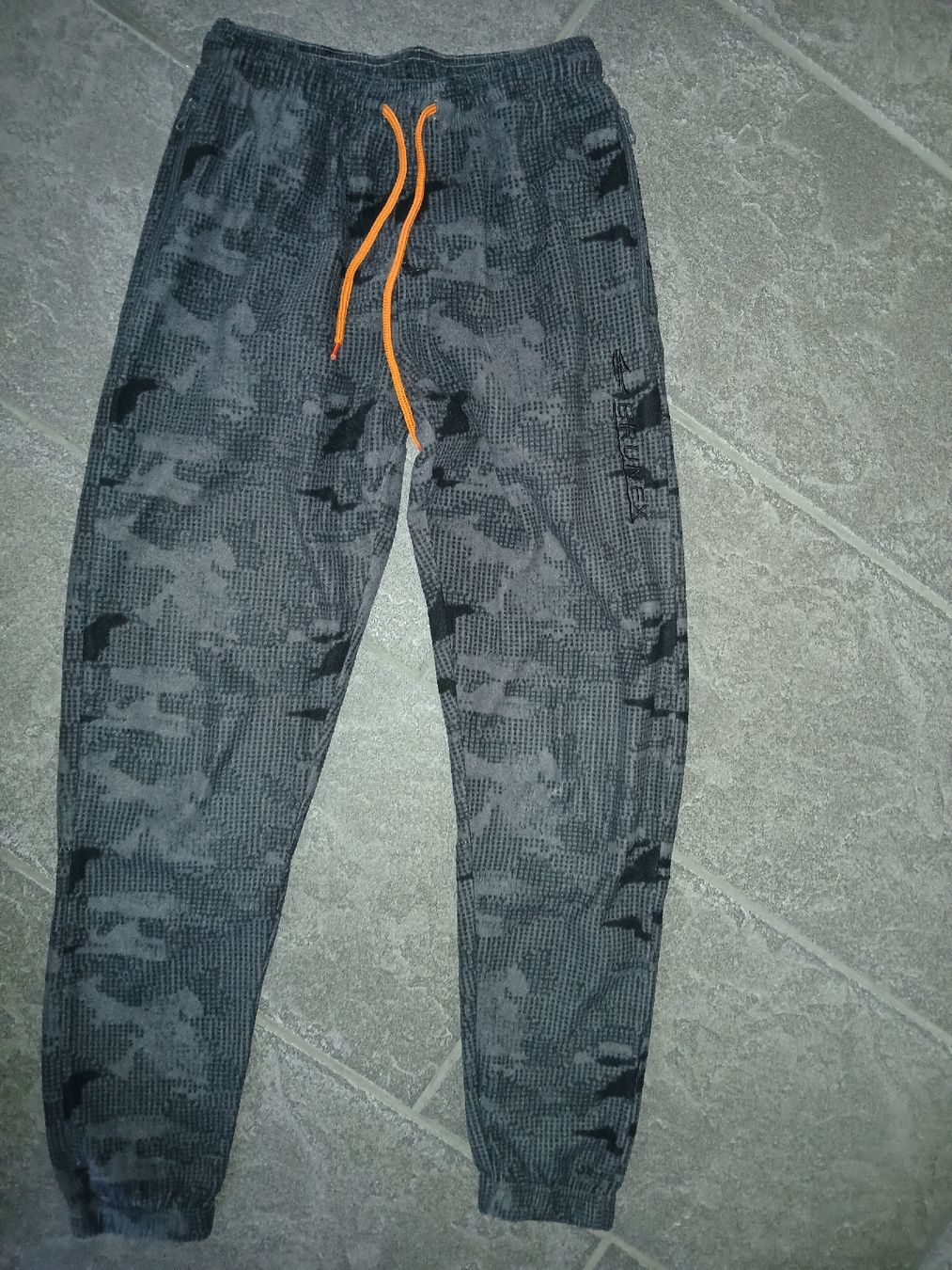 Pantaloni: brunex fleece Trainerhose gr s – Usato da recherswil venduto da papamoll71