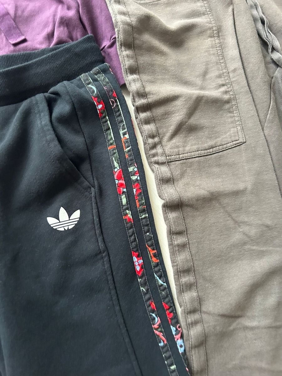 Adidas Lotti di vestiti: Training Set Asics/ Adidas Damen S – Usato da Herzogenbuchsee venduto da ameise02 3