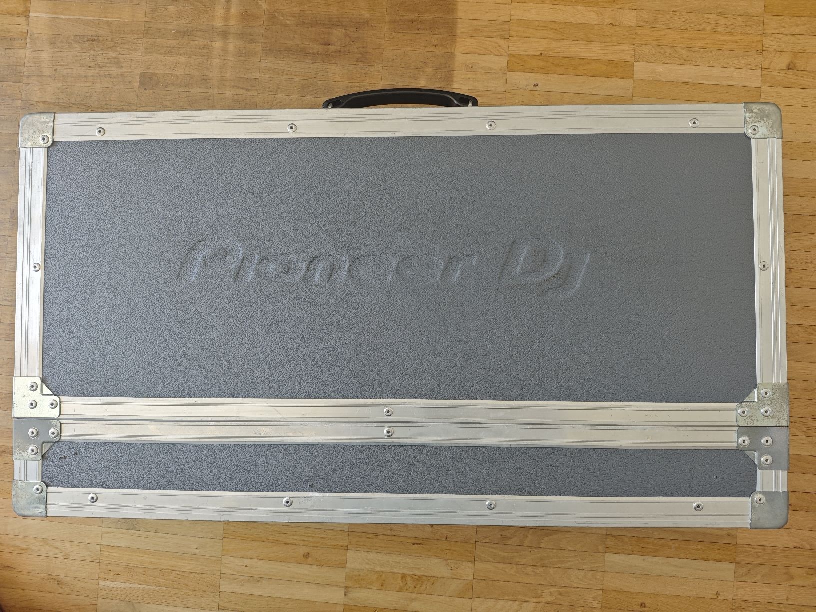 Pioneer Console di mixaggio: Pioneer DJ Set 350 inkl. Case – Usato da Niederhasli venduto da Nadch22
