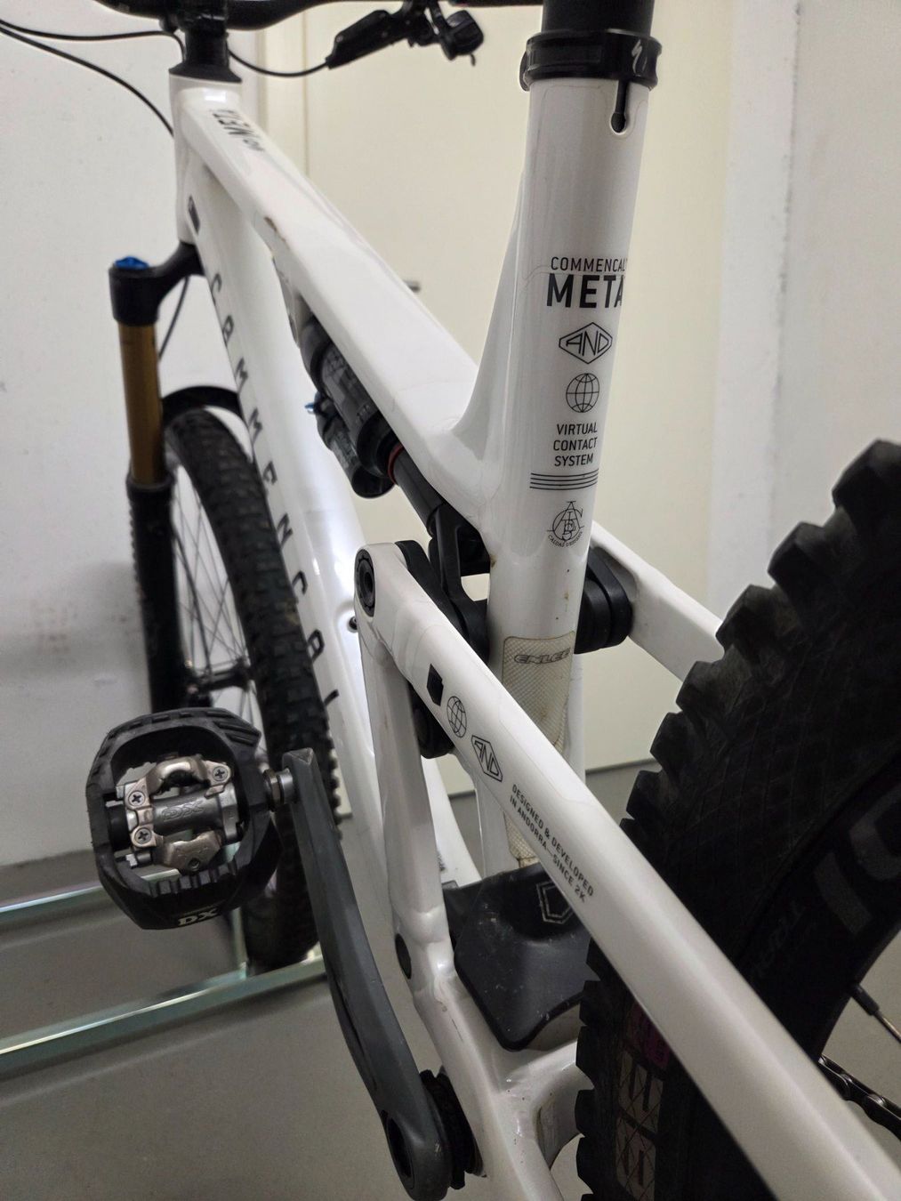Commencal Vélos: À partir de 1!!! Commencal meta V5 Size L, VTT – D'occasion à Bulle par iwa_snz5 3