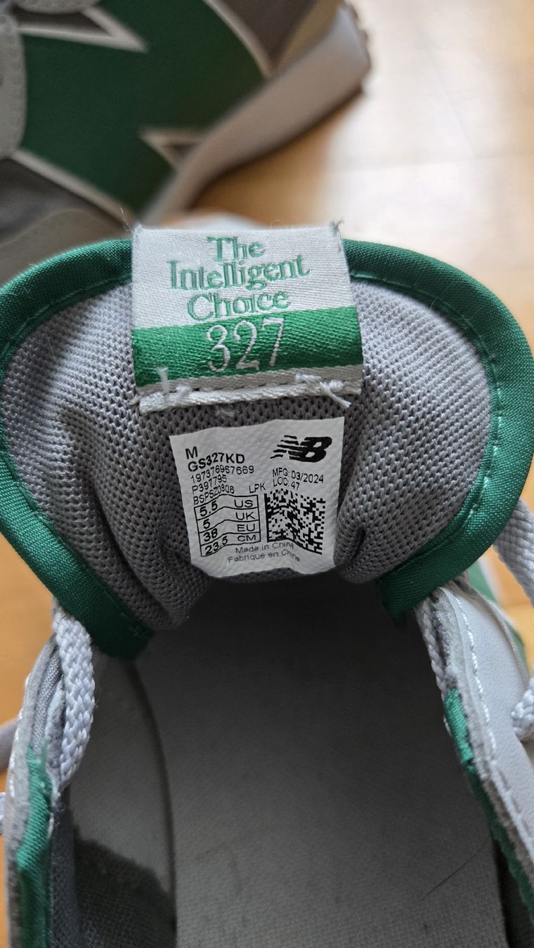 New Balance Schuhe für Jungen: New Balance Kids Gr. 38 – Gebraucht aus Schötz von Nico040 2