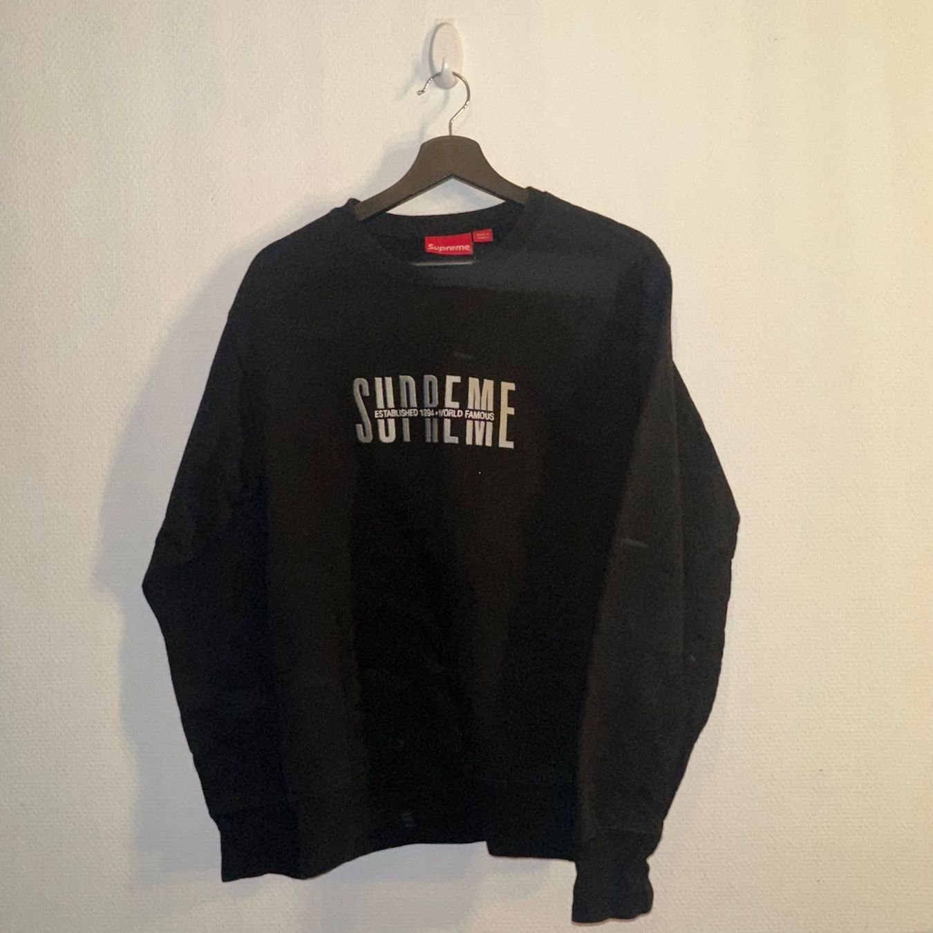 Maglioni & Felpe: Supreme Sweater Black – Nuovo (secondo la descrizione) da Bern venduto da gia_jqj7