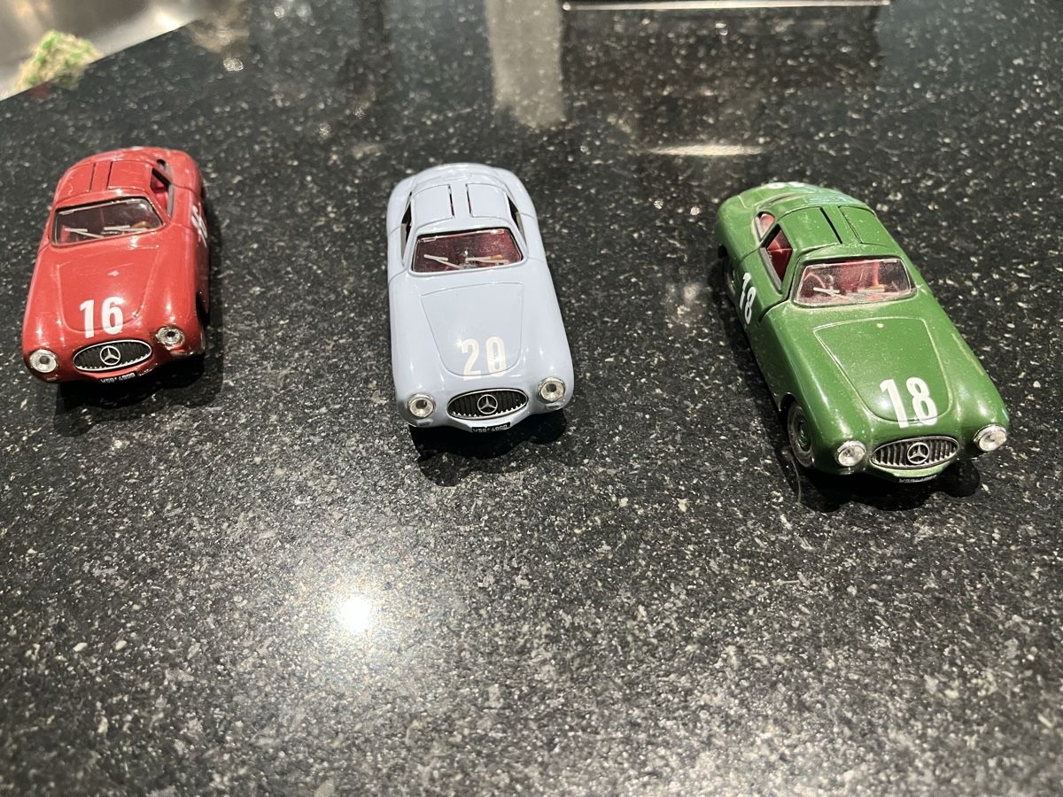 Mercedes-Benz Modellini d'auto: 3 Stück Modellautos von Mercedes – Nuovo (secondo la descrizione) da Zürich venduto da divertimento4 2