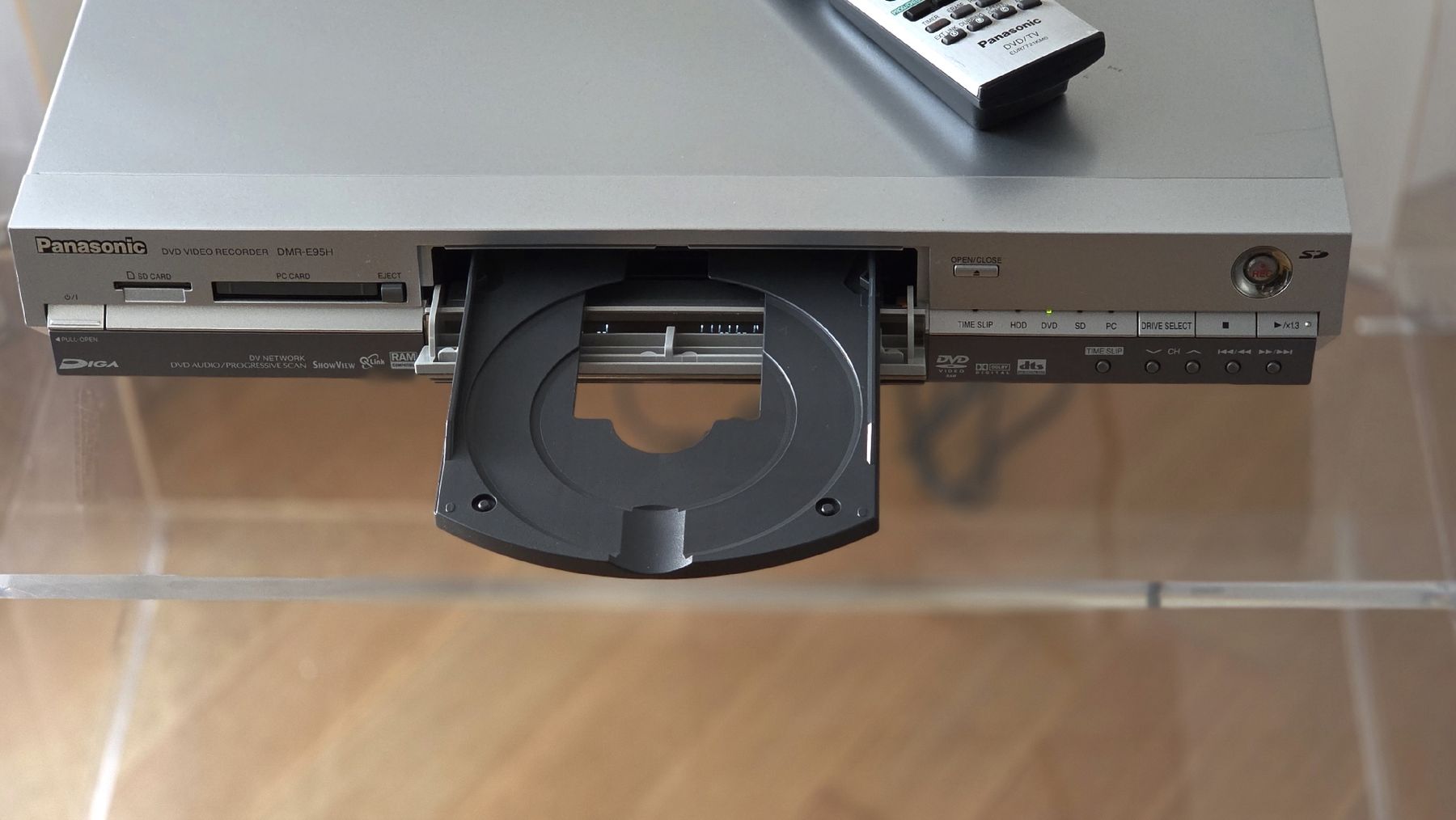 Panasonic Registratori: Panasonic DMR-E95H vergessene Welt – Usato da Grosshöchstetten venduto da preisvoyeur 1