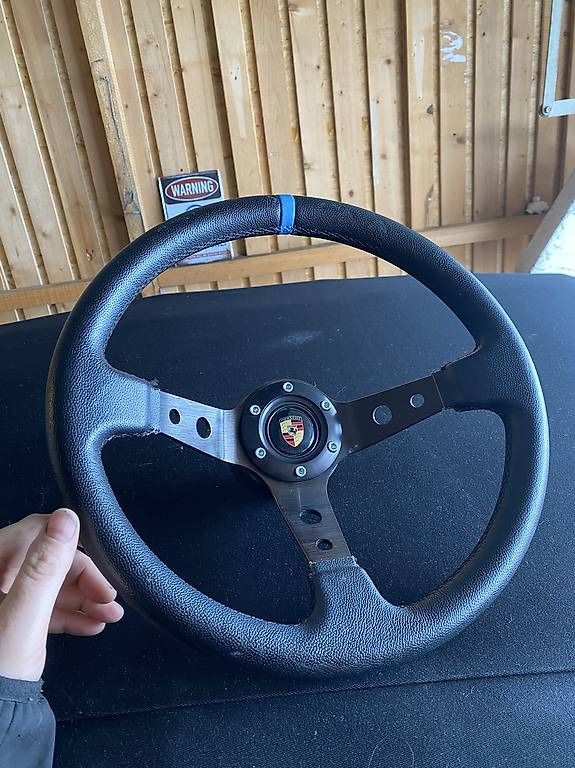 Volkswagen Tutti pezzi di ricambio auto: Vw Golf 1 Sportlenkrad – Usato da Gammen venduto da Freestyle88