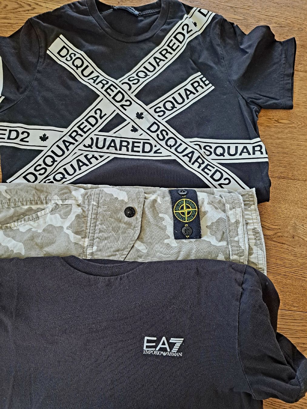 Stone Island Hemden, T-Shirts & Polos: Stone Island Dsquared2 Armani Set 152 drei Teile – Gebraucht aus bazenheid von salerno007