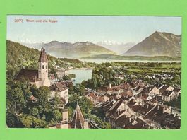 Thun und die Alpen