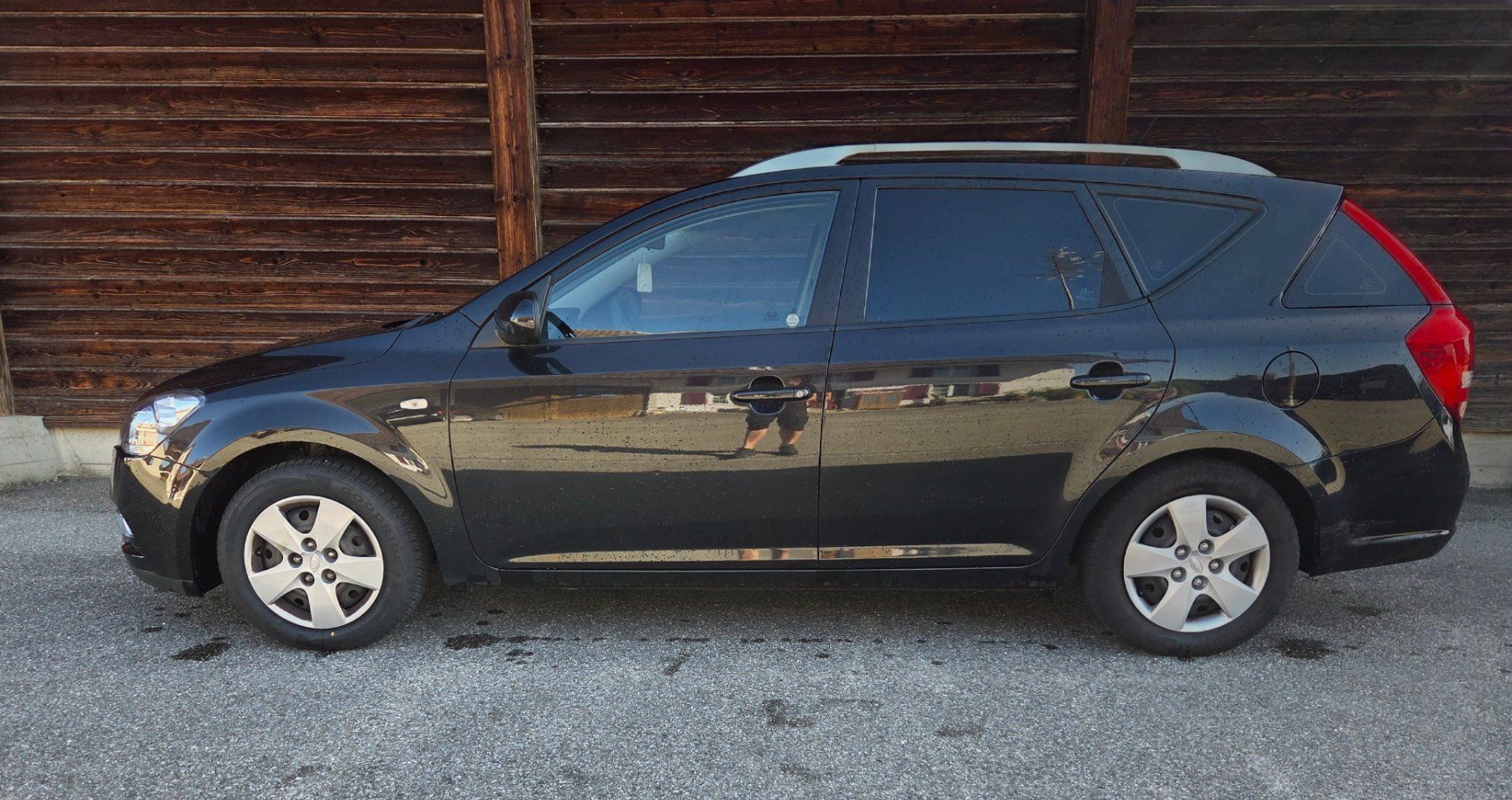 Kia Automobili: Kia Ceed 1.4 SW ISG - MFK 18.06.2026 – Usato da Solothurn venduto da LYRELA 1