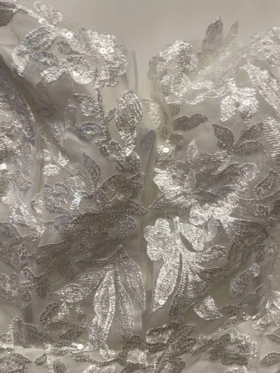 Vestiti: Wunderschönes, elegantes Brautkleid – Nuovo (secondo la descrizione) da Uzwil venduto da noe_9f9c 4