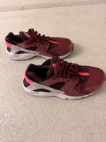 Nike Air Huarache Schuhe weinrot in gutem Zustand