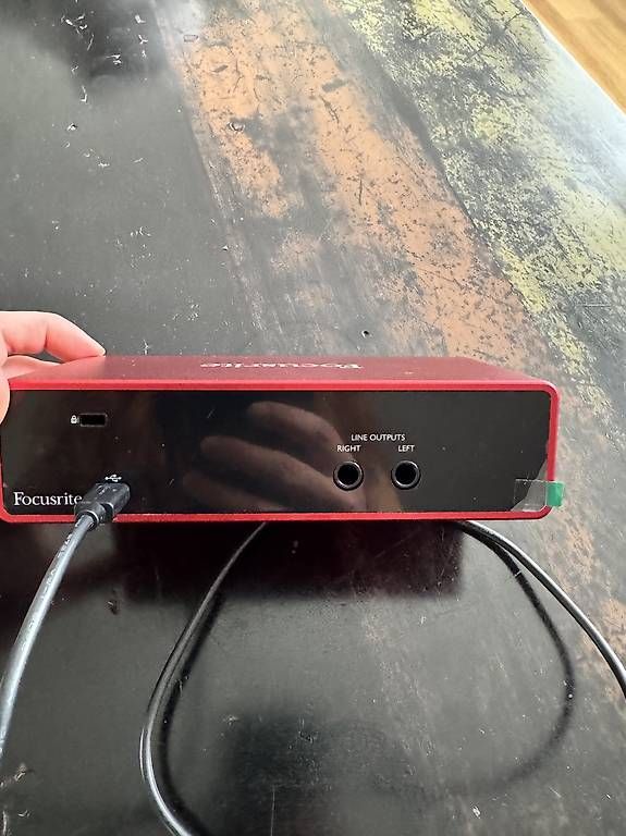 Equipement studio: Focusrite USB Soundkarte 2i2 – D'occasion à Balsthal par Kalii1 2