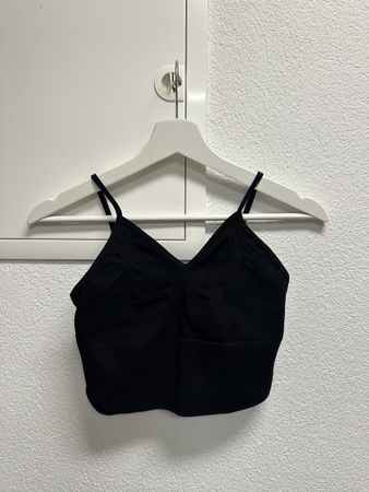Schönes, schwarzes Oberteil mit Muster