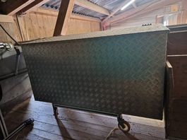 Werkzeugkiste aus Metall
