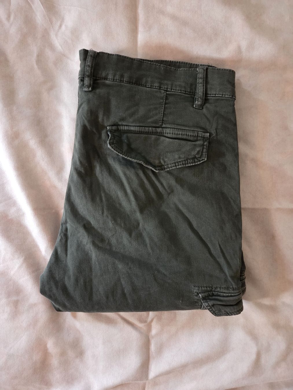 Pantaloni: ICONO Cargo Hose dunkelgrau Grösse L/42 – Usato da ZERNEZ venduto da joaofonseca 7