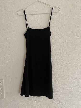 Bershka Kleid schwarz mit Rückenschnürung Grösse XS