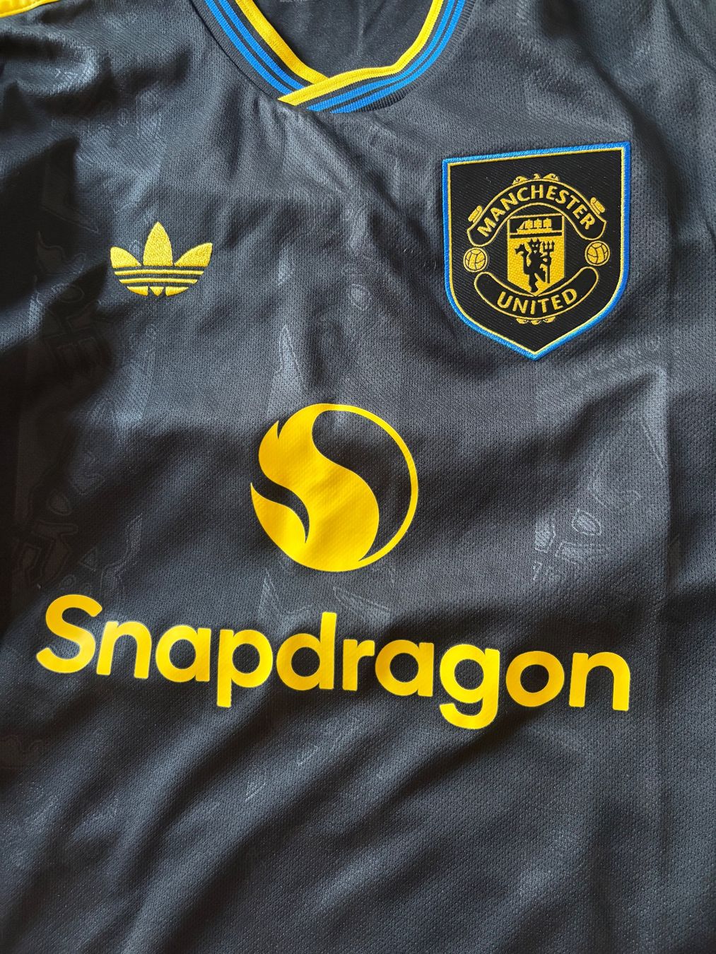 Manchester United Leibchen & Hosen: Man United Third 25/26 - Original - Gr.M – Gebraucht aus Genève von Abdi27 1