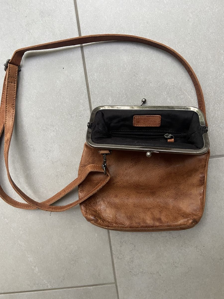 Borse da donna: Gusti Leder Handtasche „Karlotta“ – Usato da Rickenbach SZ venduto da celin05 2