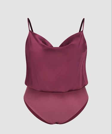 Eleganter bordeauxfarbener Body.