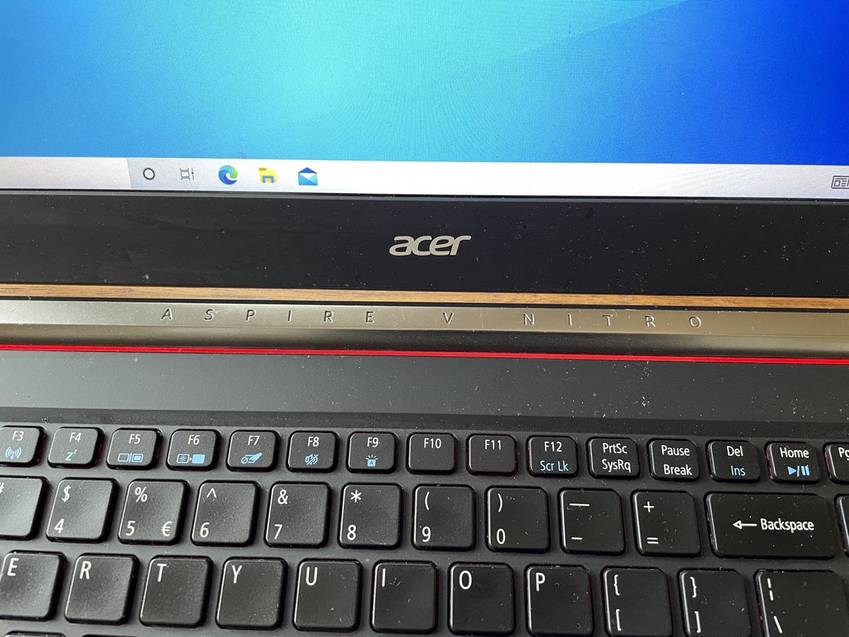 Acer Notebooks: Acer Aspire V Nitro Laptop Windows 10 – Defekt aus Zürich von  1