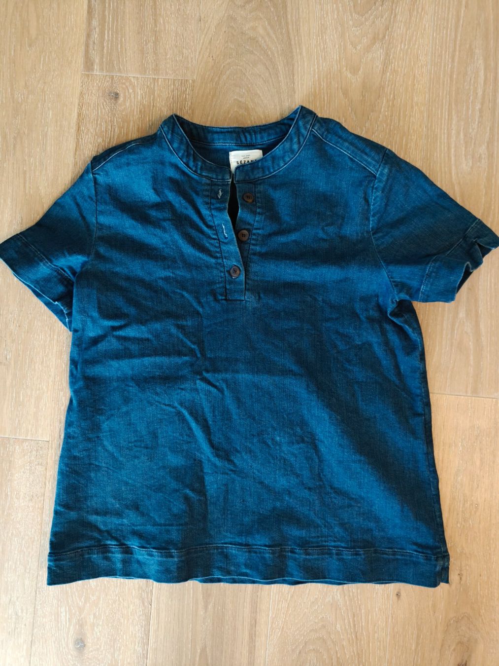 Sezane Camicette: Sézane Jeansbluse, Gr. 40, einmal getragen – Nuovo (secondo la descrizione) da Hedingen venduto da muse10