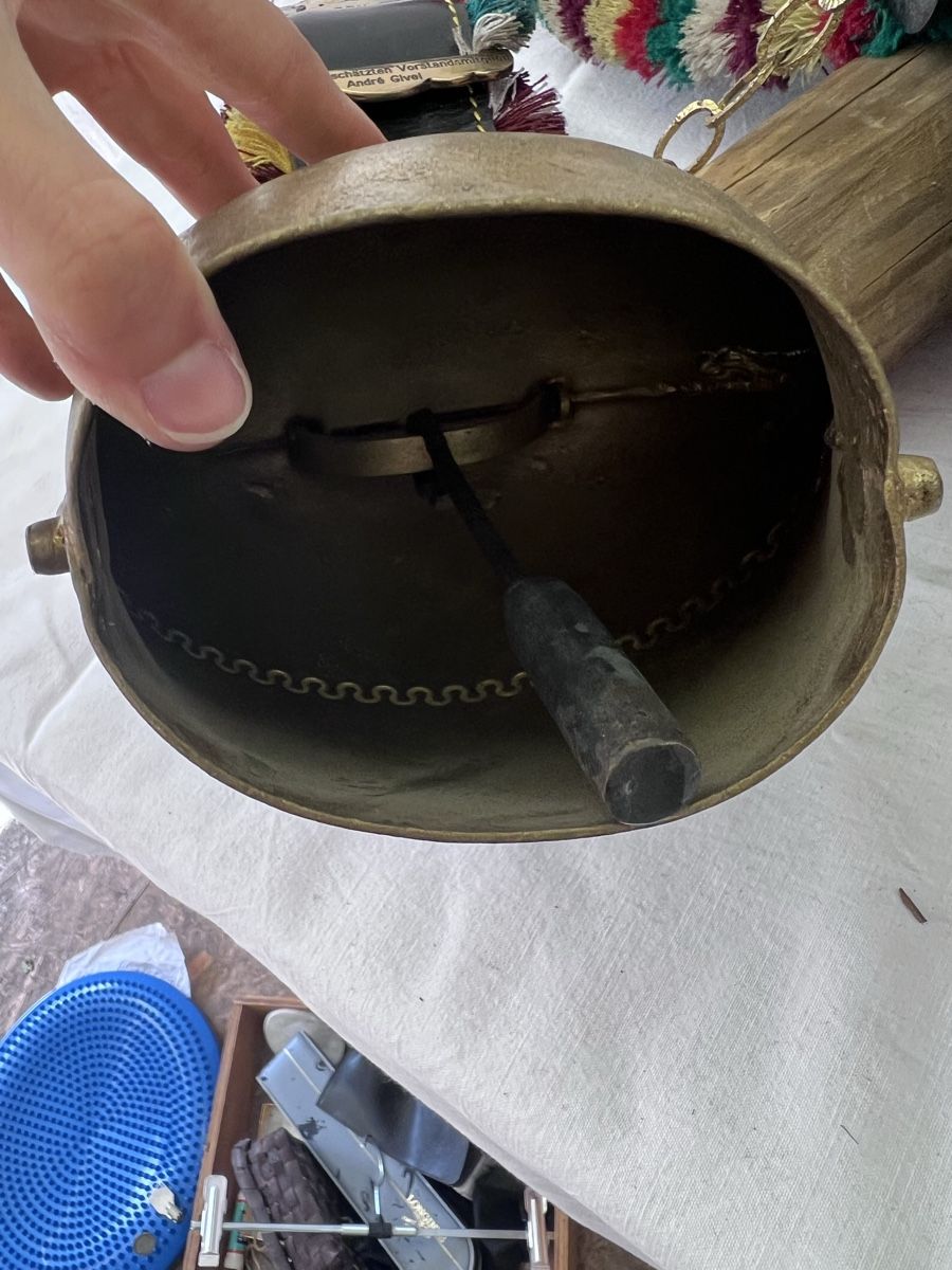 Campanacci mucche: 4x Alte Glocken (22) – Usato da Glattfelden venduto da brockischweiz 8