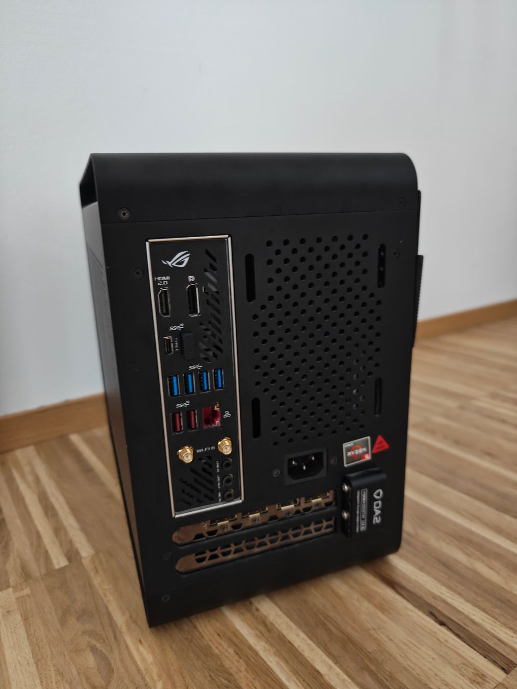 Amd PC: Schlichter Gaming PC (ohne SSD) Mini ITX – Usato da Zürich venduto da claudio_ 3