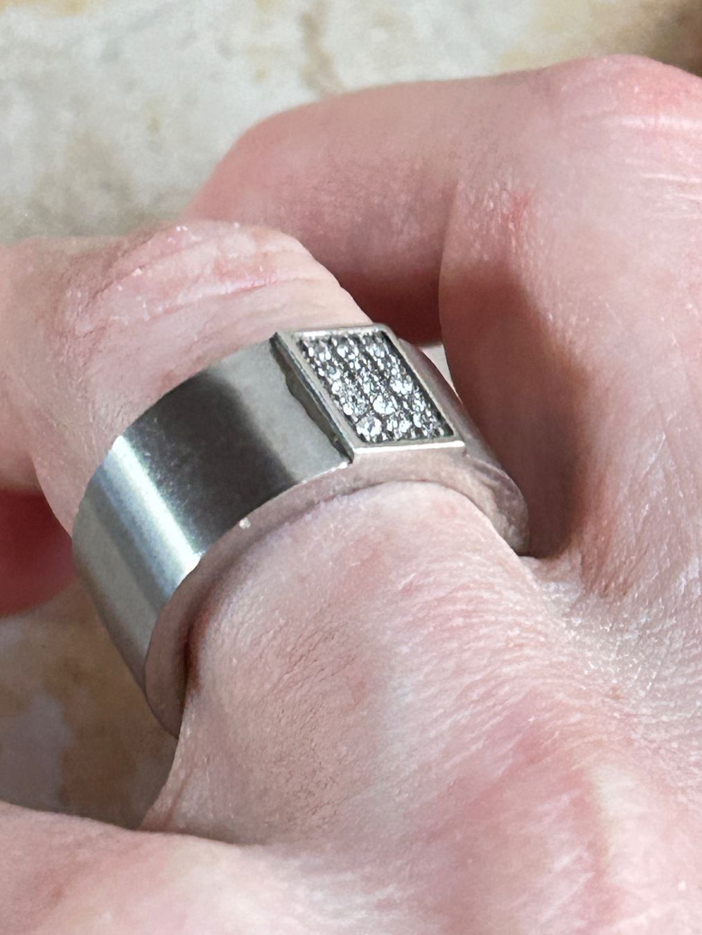 Anelli: Edelstahlring mit Zirkonia, Gr. 55.5 – Usato da Laufen venduto da Bellebellezza 5