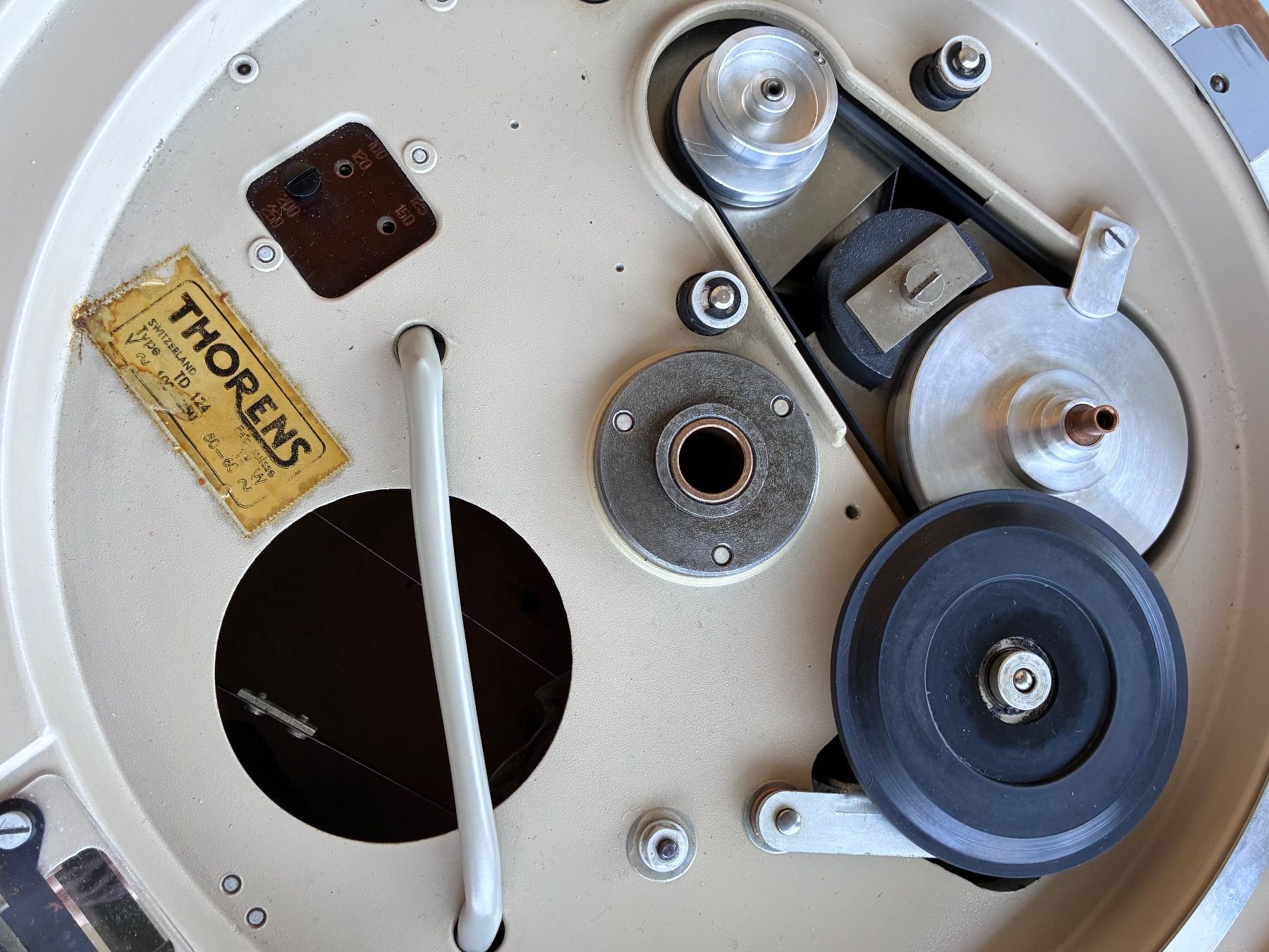 Thorens Giradischi: First series Thorens TD 124 fully restored . – Usato da Zürich venduto da HiFiAtelier 8