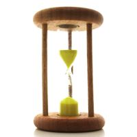Sanduhr 3 Minuten Mini 63 mm zylindrisch Glas in Holzgestell
