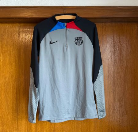 Original FC Barcelona Trainingsanzug Trikot, Gr. M