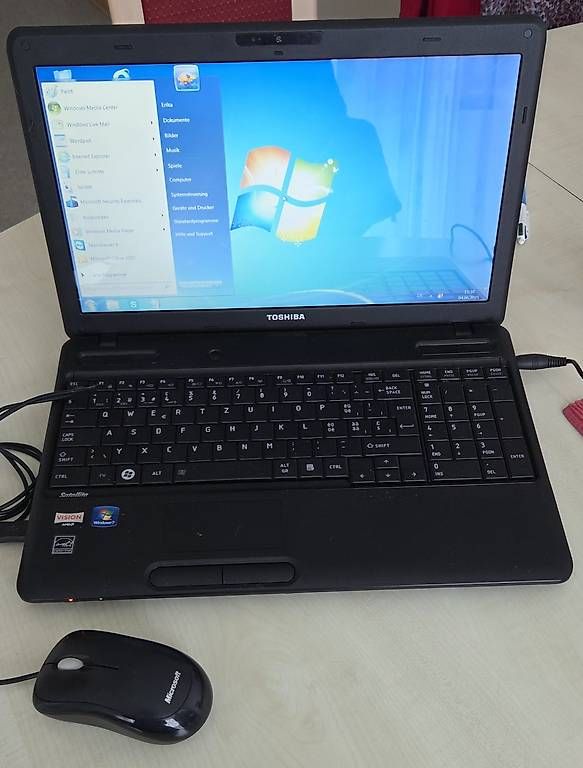 Toshiba Notebooks: Toshiba Satellite C660D-1EX – Gebraucht aus Unterägeri von tinixa96
