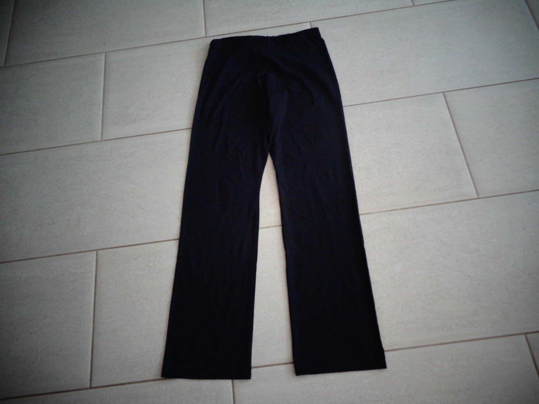 Calida Pantaloni: CALIDA HOSE GR.S – Usato da Rotkreuz venduto da Samballi