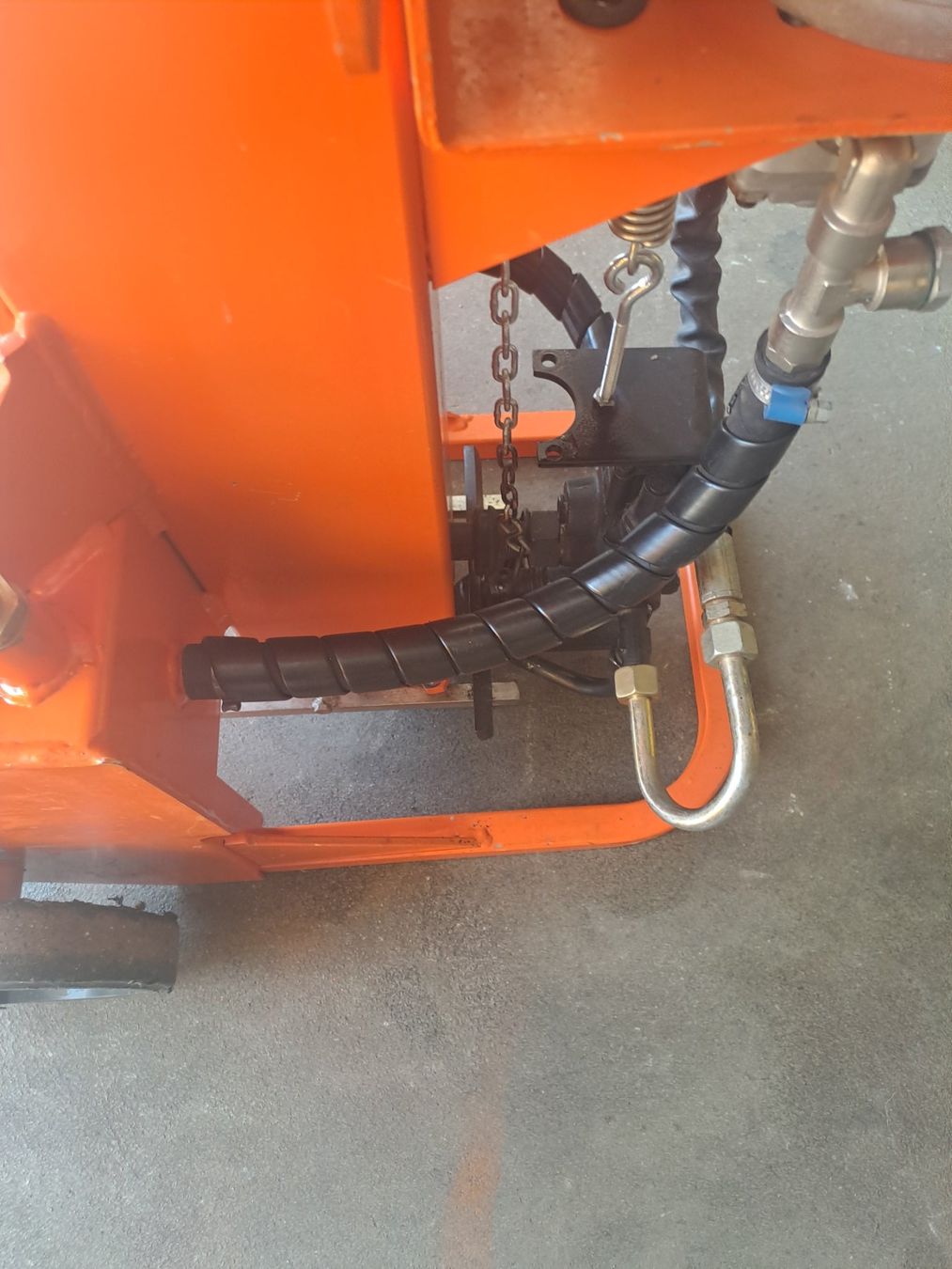 Tutte le macchine: Holzspalter Husqvarna 6 Ton – Usato da Grossdietwil venduto da Appaloosa 2