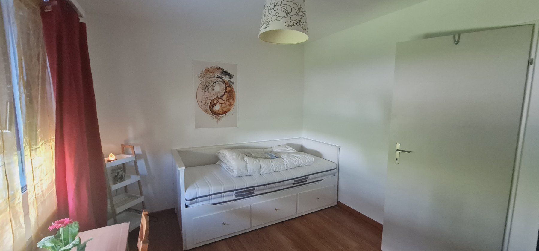 Ikea Letti: Einzel-/Doppelbett Hemnes mit viel Stauraum – Usato da Adligenswil venduto da Ahappyday