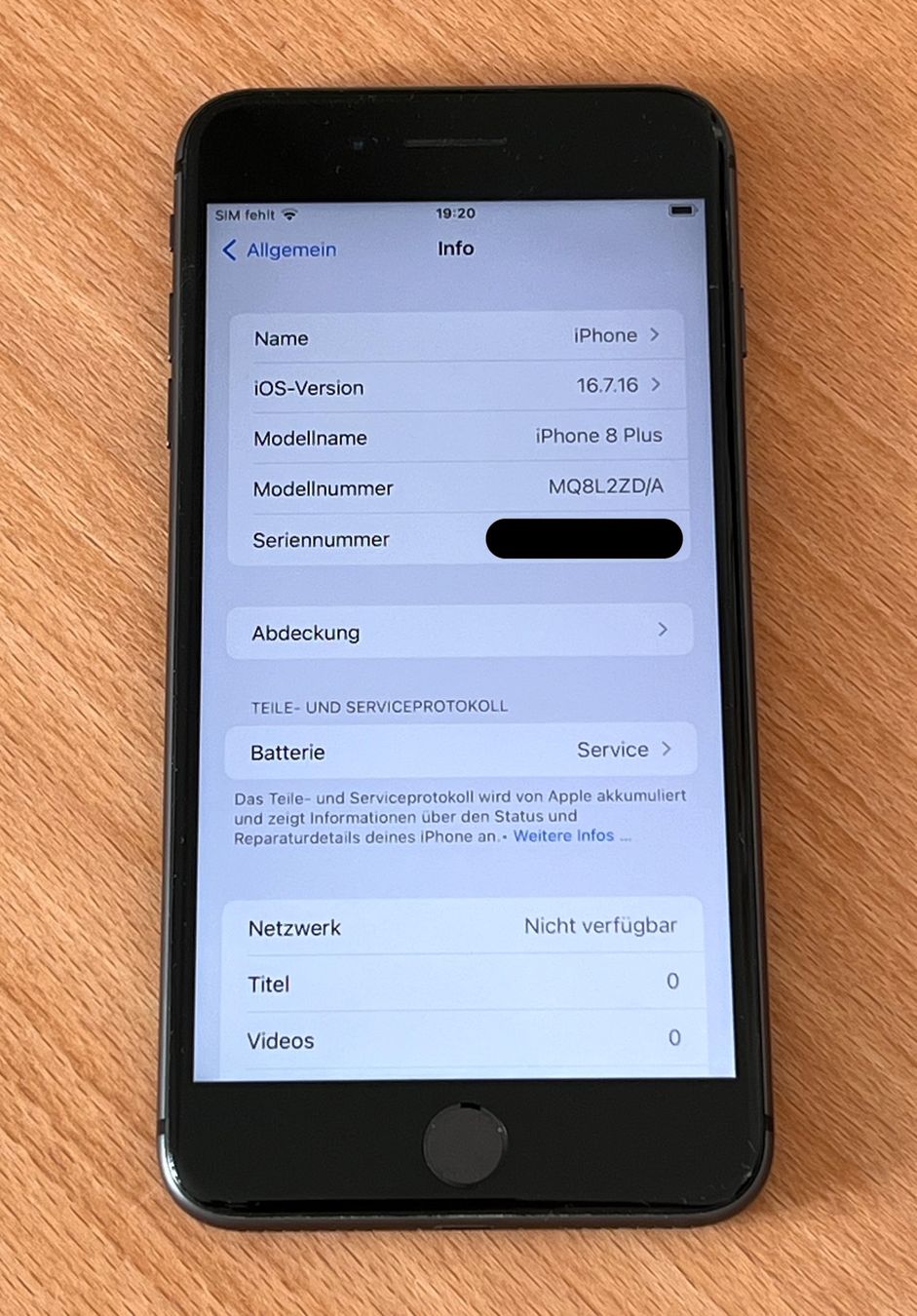 Apple Portables: iPhone 8 Plus 64GB - Fast keine Gebrauchspuren – D'occasion à Triengen par mappa 3