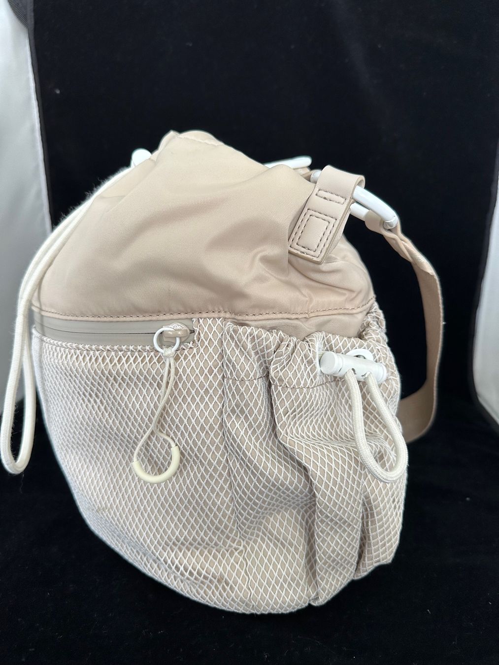 Marc Cain Borse da donna: Beuteltasche von Marc Cain – Usato da Agno venduto da Gabibon 3