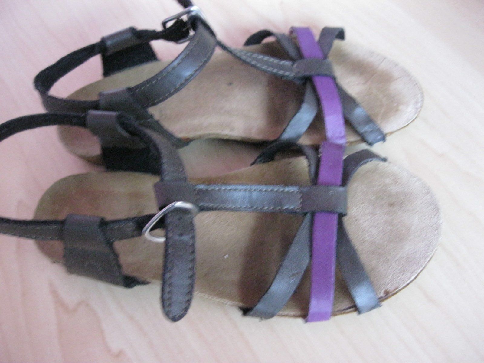 Scarpe per ragazze: Mädchenschuhe Gr. 32/33 – Usato da Vitznau venduto da Kateborg 1
