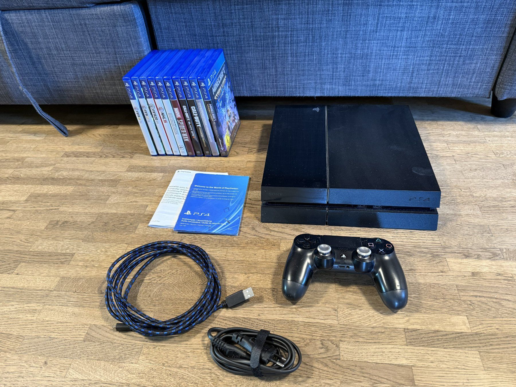 Sony Console: Sony PlayStation 4 mit 10 Spielen und Controller – Usato da Langenthal venduto da jannikand