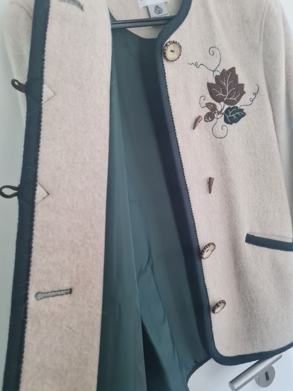 Giacche: DAMEN TRACHTEN JACKE GR.44 – Nuovo (secondo la descrizione) da Steg im Tösstal venduto da goldlionfree 8